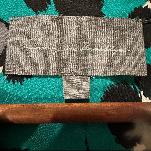 Anthropologie Sunday In Brooklyn Green Cheetah Print Sleeveless Blouse Small - Picture 6 of 8